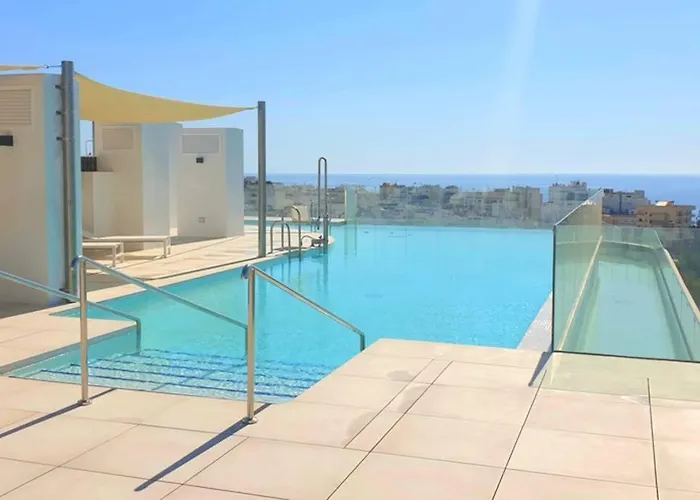 Lujoso Apartamento Nuevo Playa Centro
