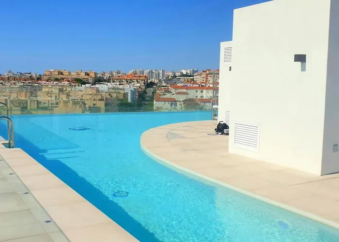Lujoso Apartamento Nuevo Playa Centro